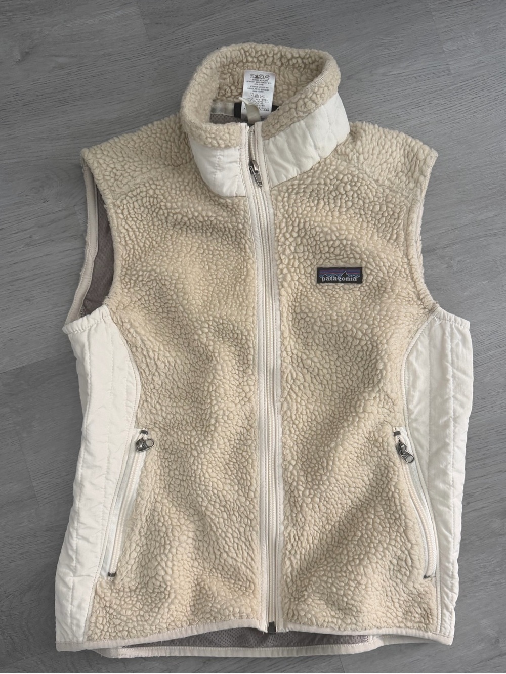 Patagonia Cream Sherpa Fleece Vest - Women's Neutral